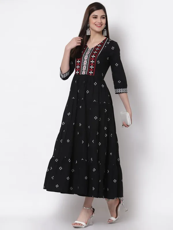Black_Tiered_Dress_For_Women_Western_A-Line_Embroidery_Maxi_Long_Dresses__Mangalgiri_Cotton_3/4_Sleeves_1_Piece_Dress_For_Ladies