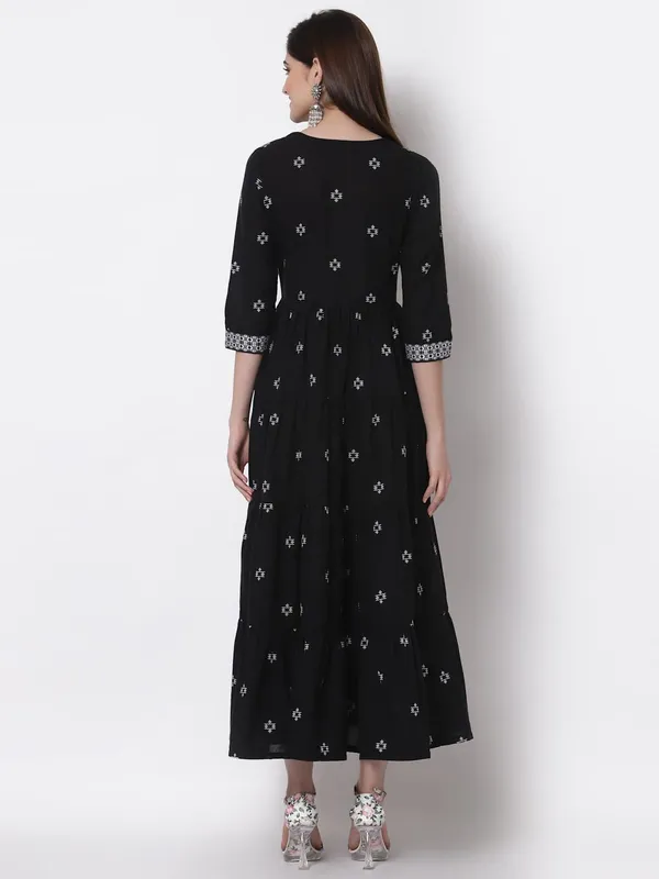 Black_Tiered_Dress_For_Women_Western_A-Line_Embroidery_Maxi_Long_Dresses__Mangalgiri_Cotton_3/4_Sleeves_1_Piece_Dress_For_Ladies