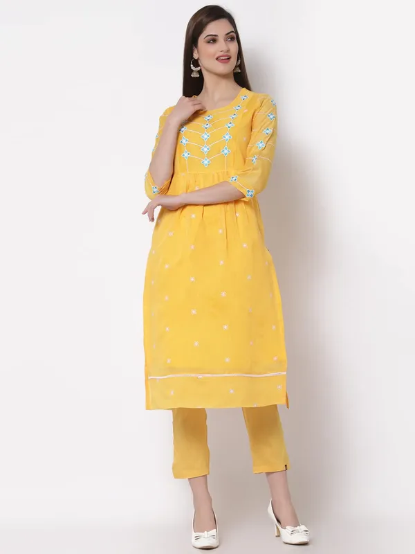 Yellow_Women_Cotton_Chanderi_Cotton_Silk_Kurta_With_Pant_Set