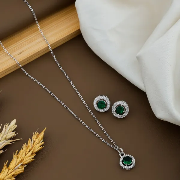 Silver_Chain_and_diamond_pendent_with_Earrings_for_women/girls
