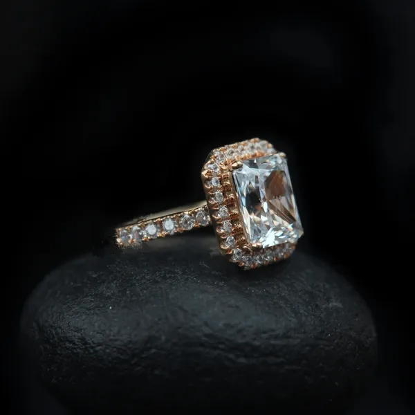 Square_Gold_Plated_Ring_For_Women/Girls