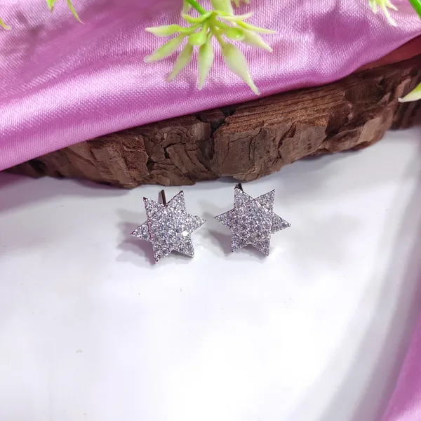 Sunny_white_colour_american_diamond_earring