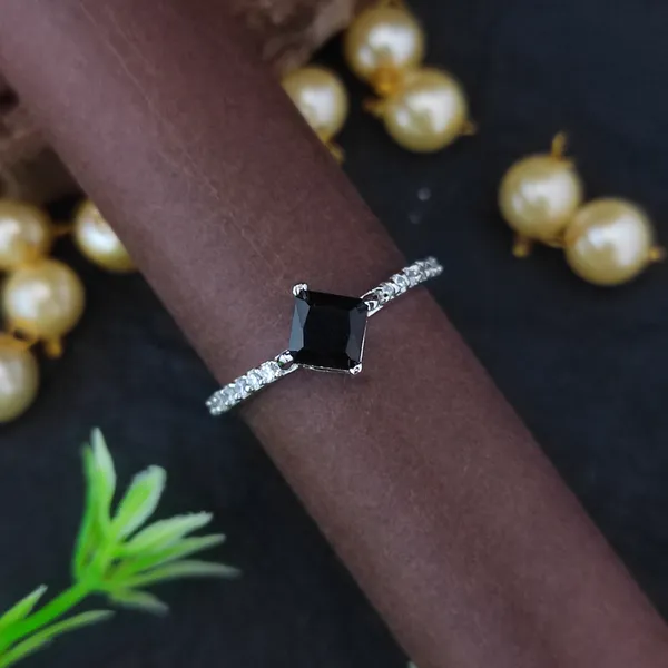 Heera jewellers Alia black colour american diamond size adjustable - Main Image