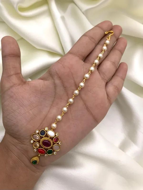 RUHI_NAVRATAN_MAANG_TIKKA