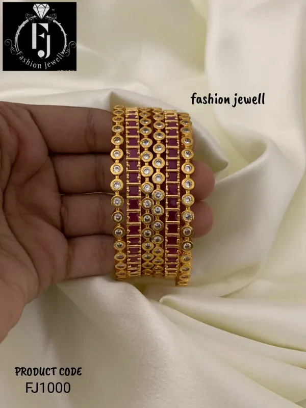 PRISHA_ANTIQUE_BANGLES_(_SET_OF_6_PCS_)