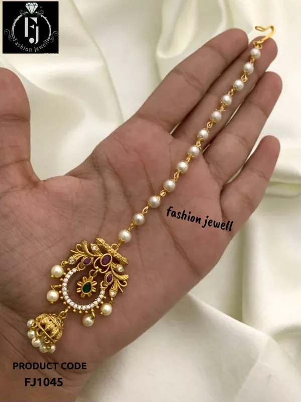 TIA_ANTIQUE_MAANG_TIKKA