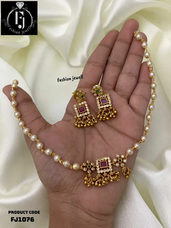 NORA_ANTIQUE_CHOKER_SET