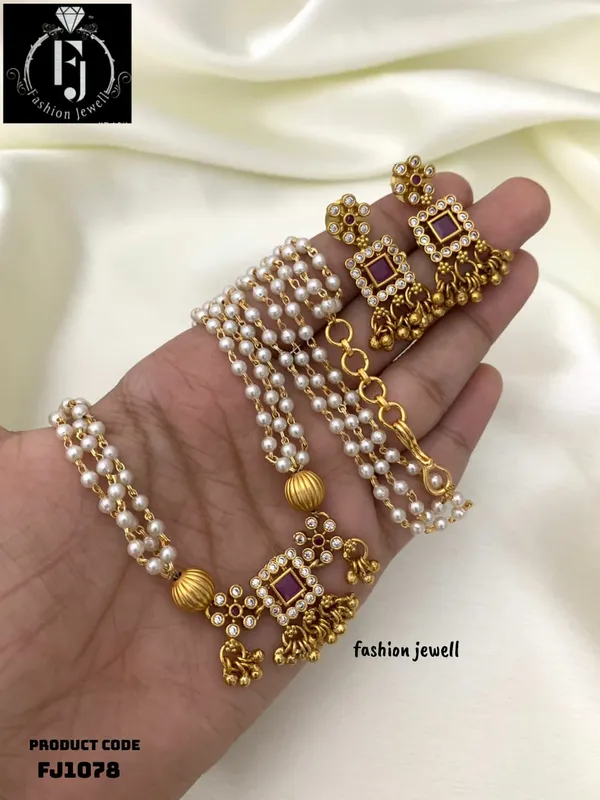 KIYA_AD_MATTE_NECKLACE_SET
