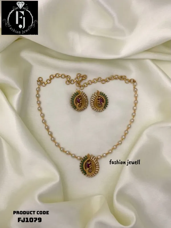 LIRA_ANTIQUE_NECKLACE_SET