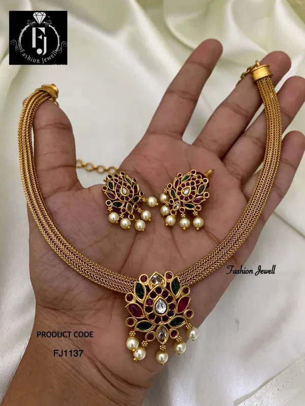 RUHA_ANTIQUE_CHAIN_SET