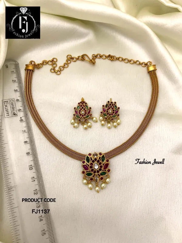 RUHA_ANTIQUE_CHAIN_SET