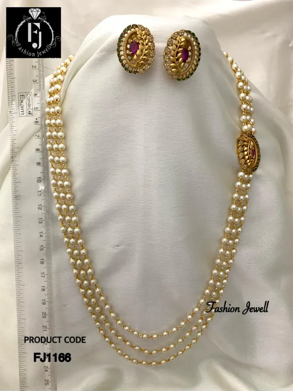 Banita_Layered__Necklace