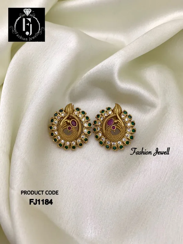 Bloom_Minimal_CZ_Stud_Earrings