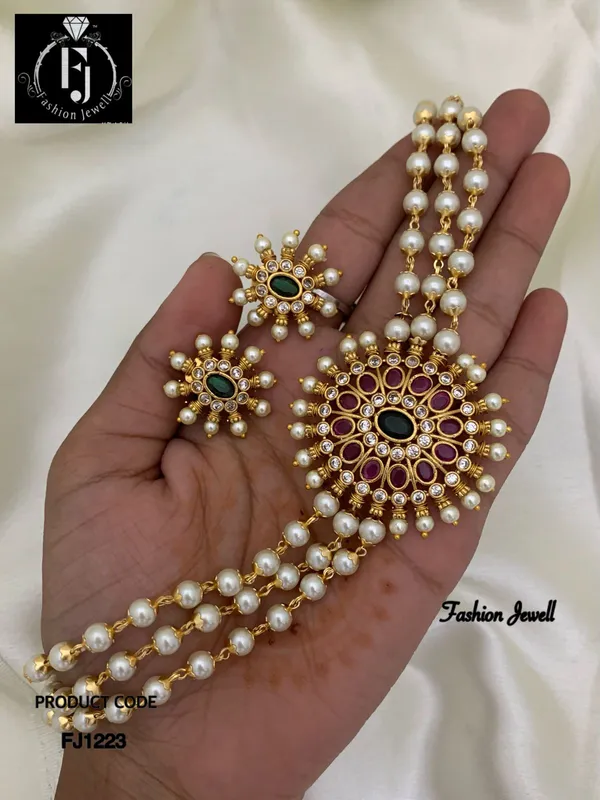 SHIFA_ELEGANT_CHOKER_SET