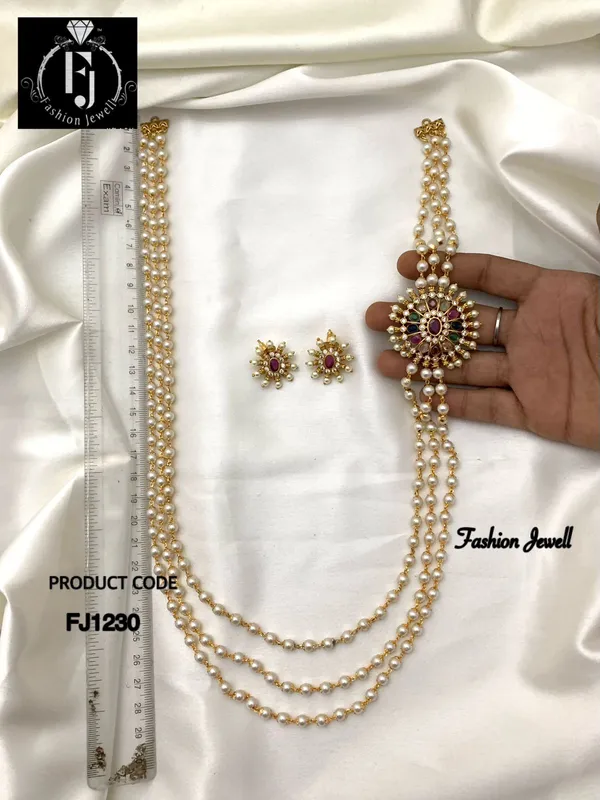 LAIRA_ELEGANT_3_LAYERED_LONG_SET