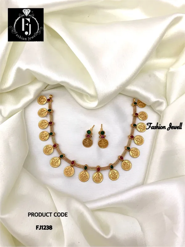 PURVI_ANTIQUE_NECKLACE