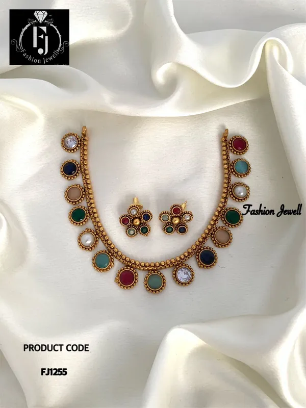 RITI_ANTIQUE_NECKLACE_SET
