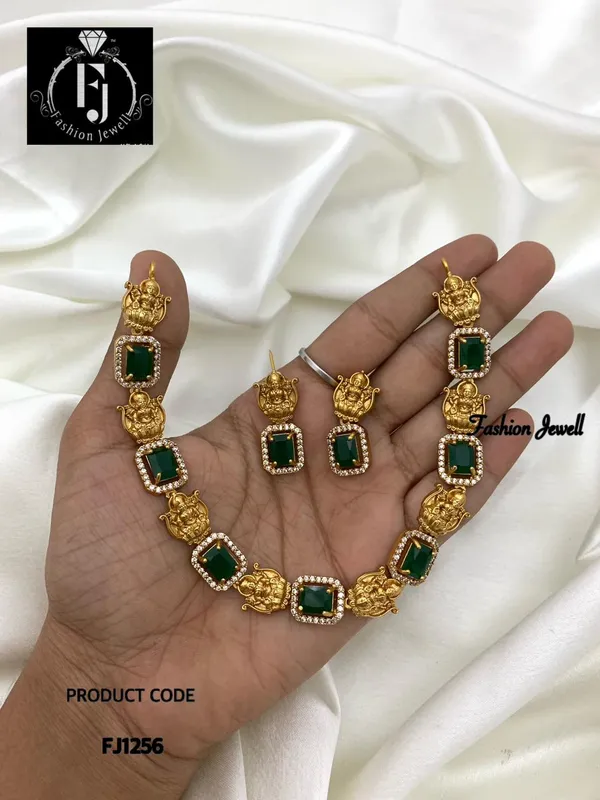 PANCHI_ANTIQUE_LAKSHMI_NECKLACE_SET