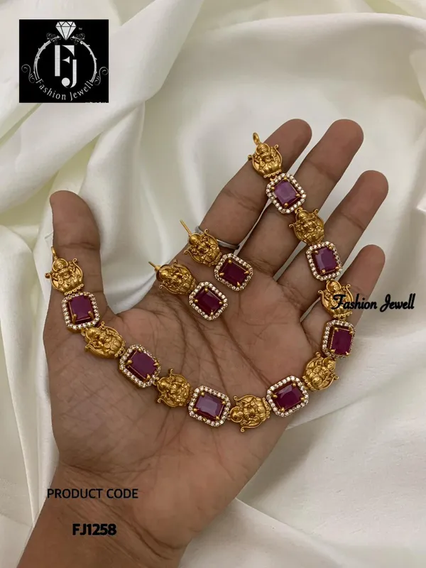 PANCHI_ANTIQUE_LAKSHMI_NECKLACE_SET