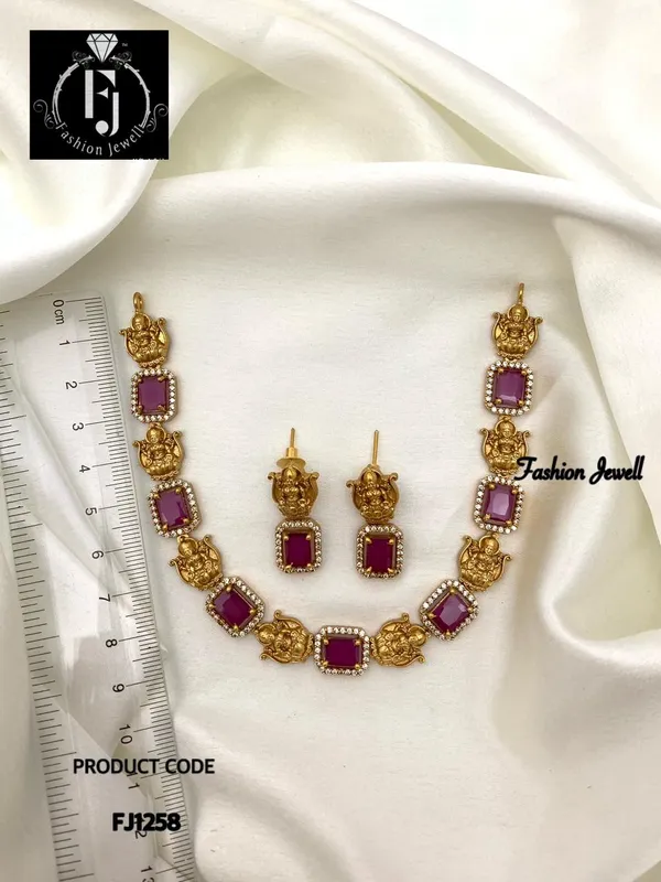 PANCHI_ANTIQUE_LAKSHMI_NECKLACE_SET