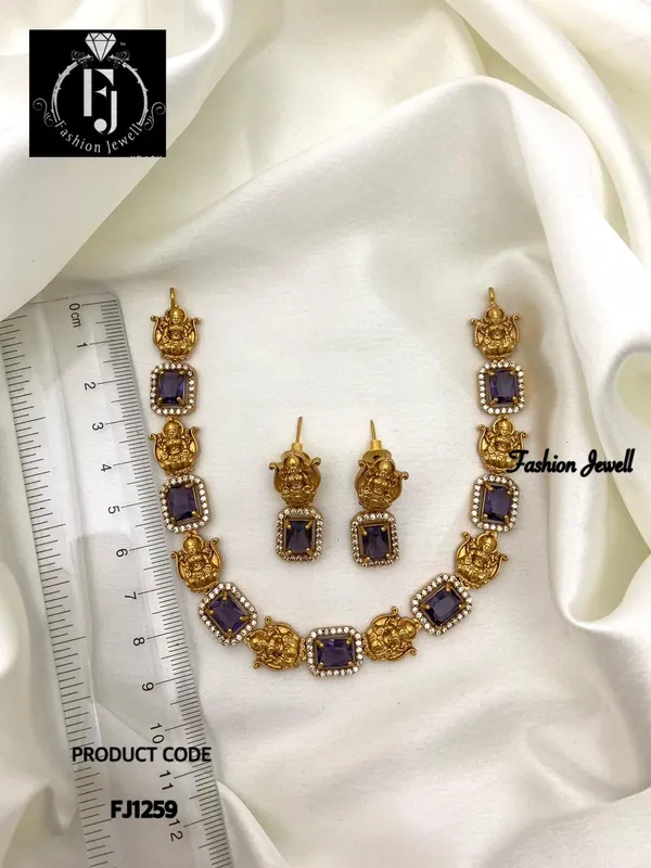 PANCHI_ANTIQUE_LAKSHMI_NECKLACE_SET