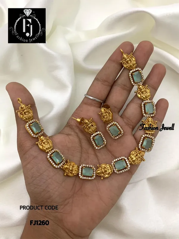 PANCHI_ANTIQUE_LAKSHMI_NECKLACE_SET