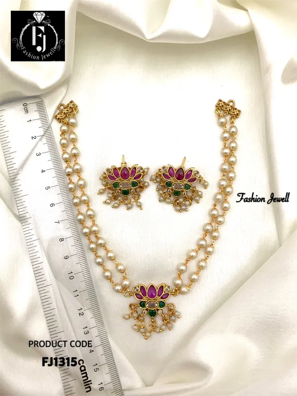 GIA_LOTUS_PEARL_CHOKER_WITH_EARRING