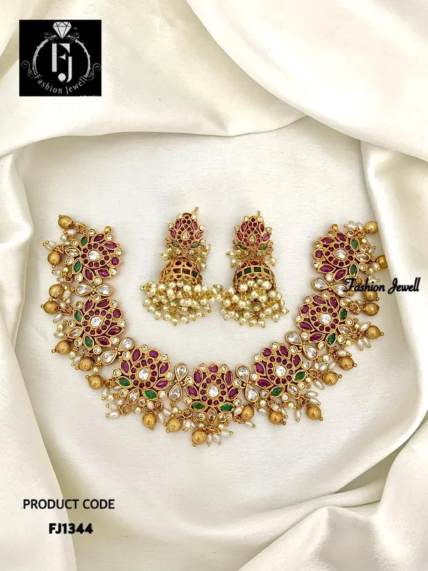 Aafrin_Premium_Lotus_Kemp_Necklace