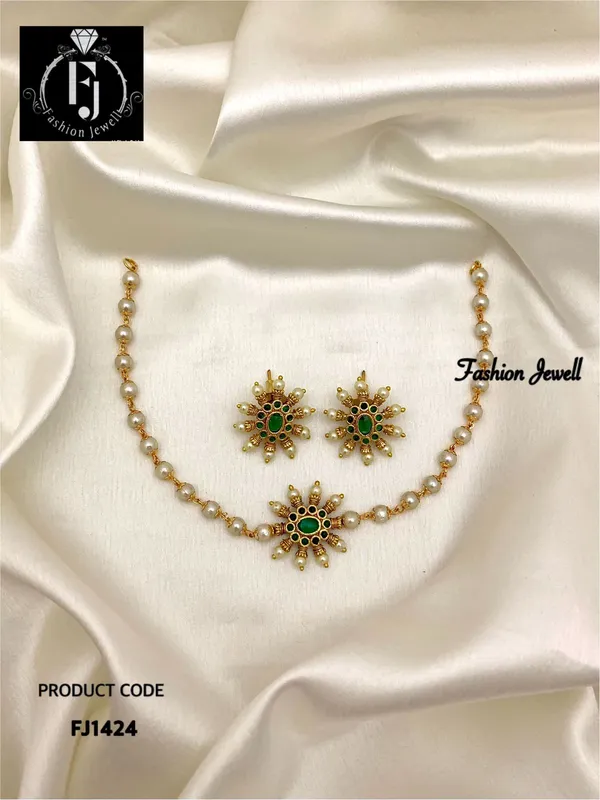 KAVIRA_ANTIQUE_CHOKER_SET