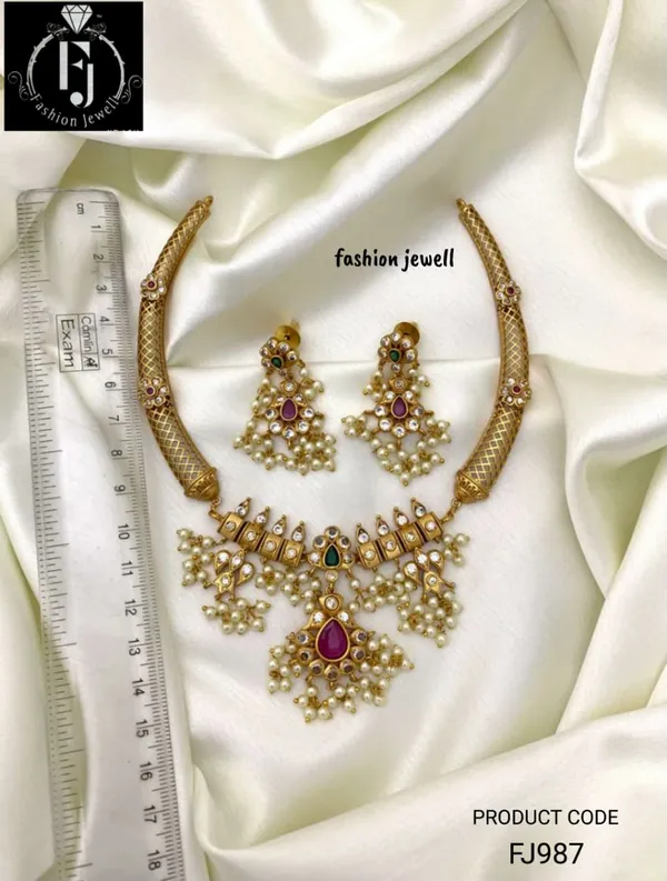MANJULA_GUTTAPUSSALU_HASLI_SET