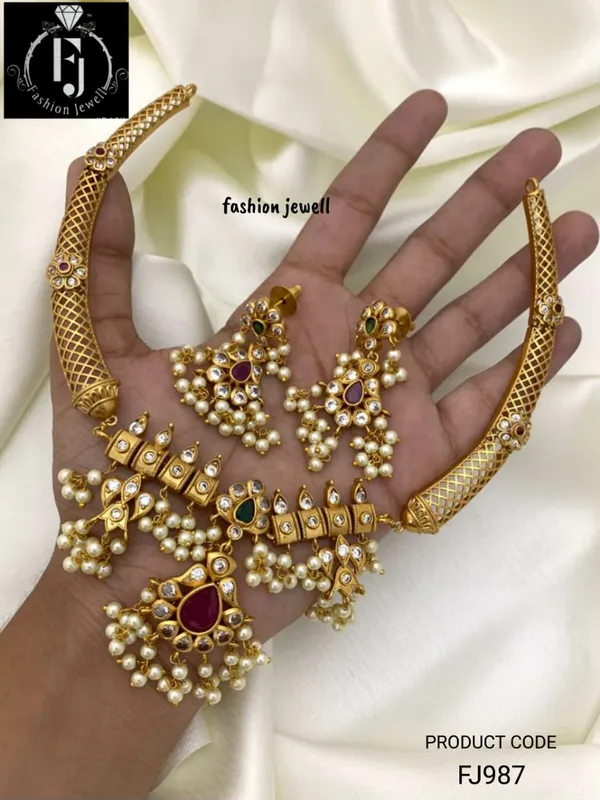 MANJULA_GUTTAPUSSALU_HASLI_SET