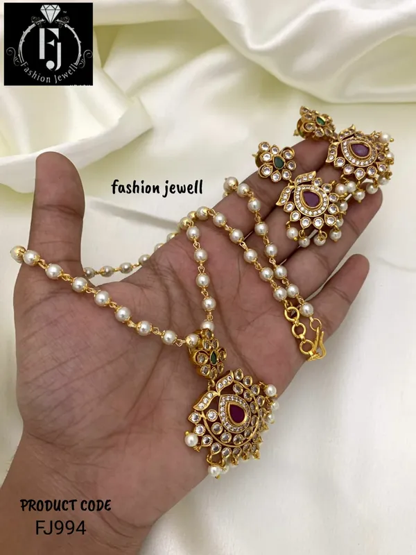 VARALI_PEARL_NECKLACE_SET