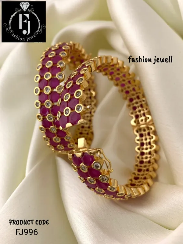 LAKSHANA_ANTIQUE_OPENABLE_BANGLE_SET