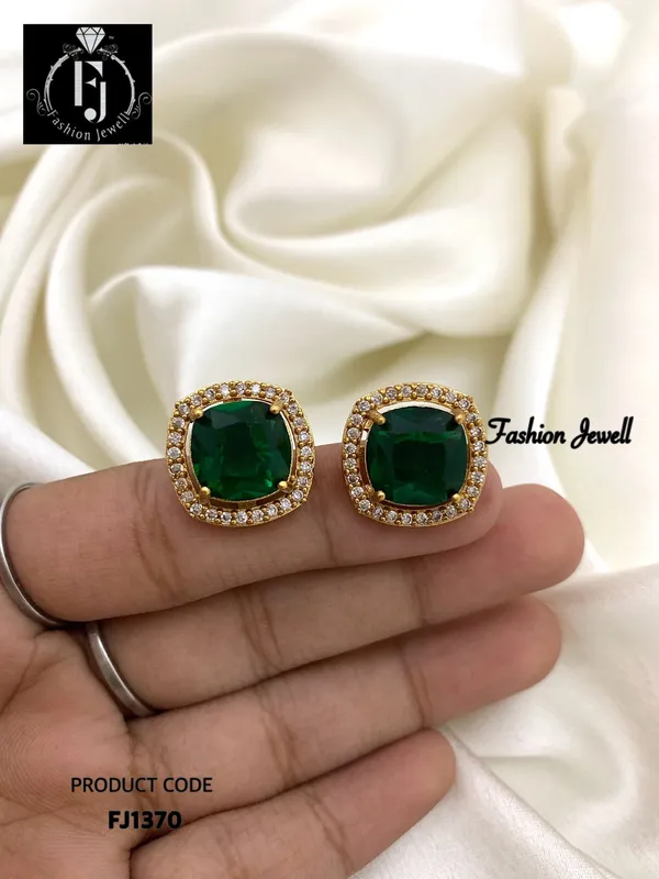Rosemary_Antique_stud