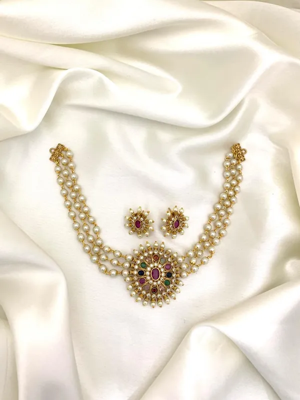 MIFA_ELEGANT_CHOKER_SET