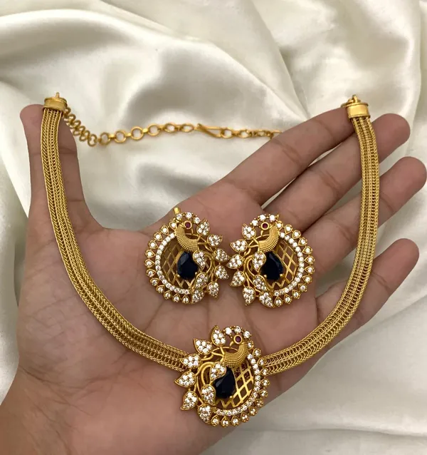 Gorgeous_Peacock_design_Chain_style_Necklace_set