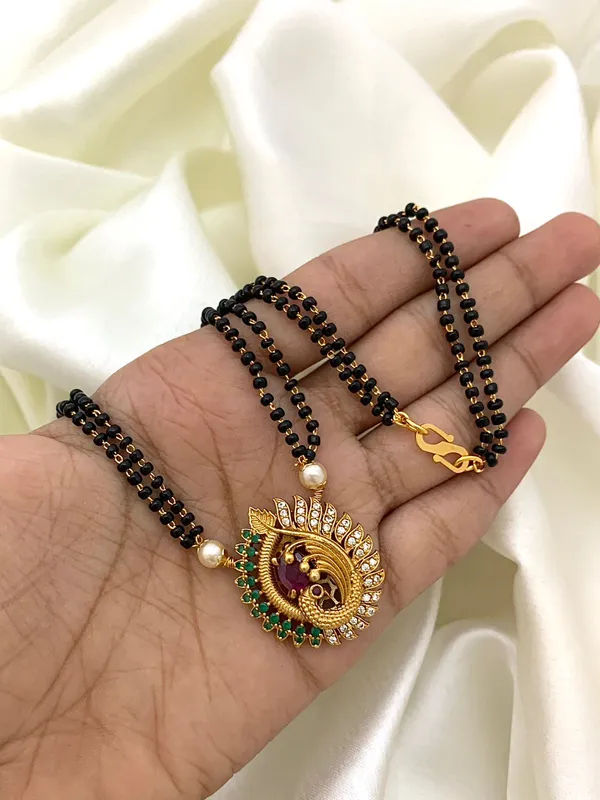 Peacock_Antique_Mangalsutra_Pendant