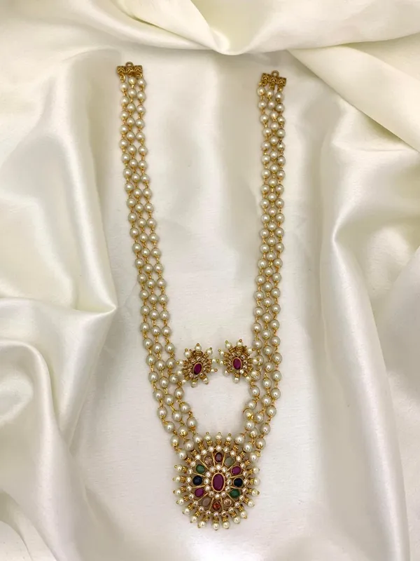 YUVI_ANTIQUE_LONG_HARAM_SET