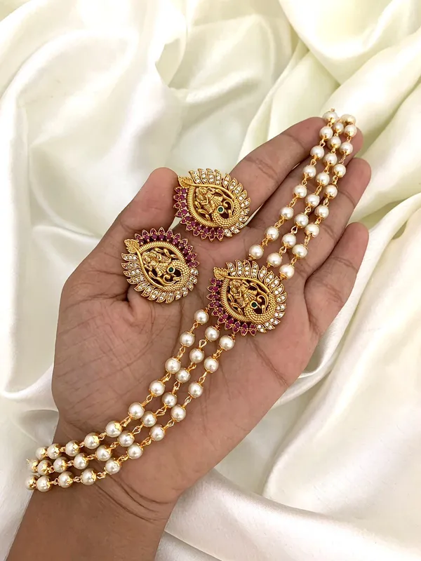 Radha_krishna_matte_finish_Premium_quality_High_neck_Choker_set