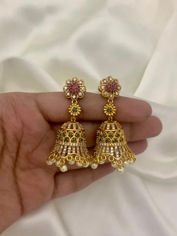 Leena_Antique_Pearl_hanging_Jhumka