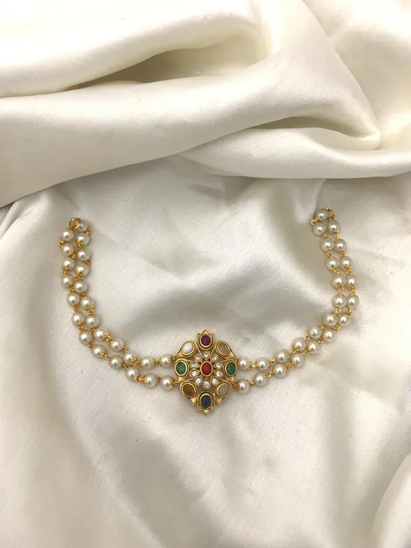 Elegant_matte_finish_navratan_Chokerset