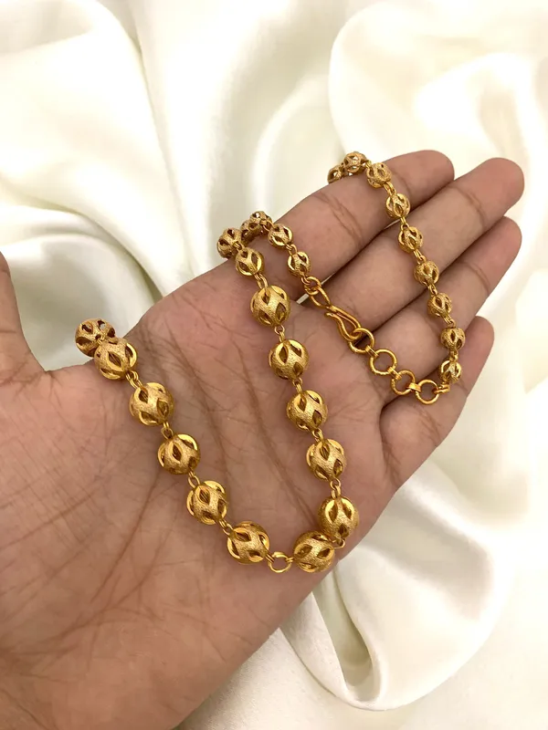 CLASSIC_DELICATE_BALL_CHAIN