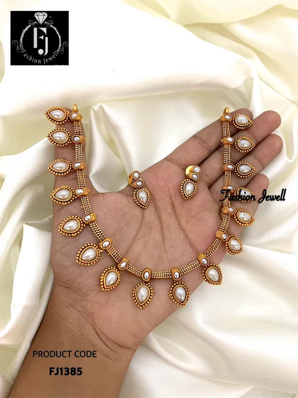 Romily_Matte_antique_Necklace_set
