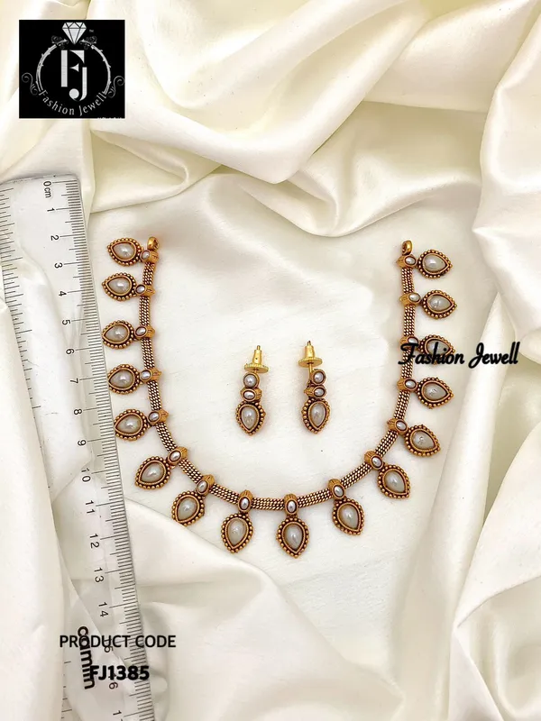 Romily_Matte_antique_Necklace_set