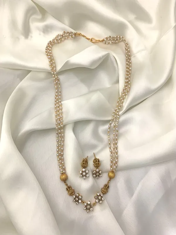 FLONA_LAKSHMI_PENDANT_MALA_SET