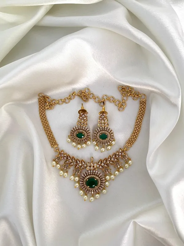 ZAINA_AD_MATTE_NECKLACE_SET