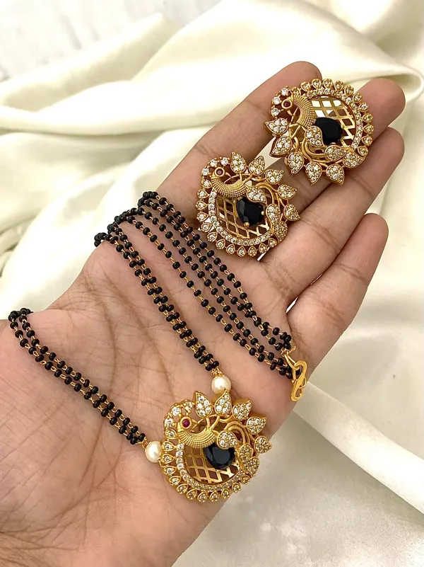 Ethnic_Peacock_design_Mangalsutra_with_Matching_Earring