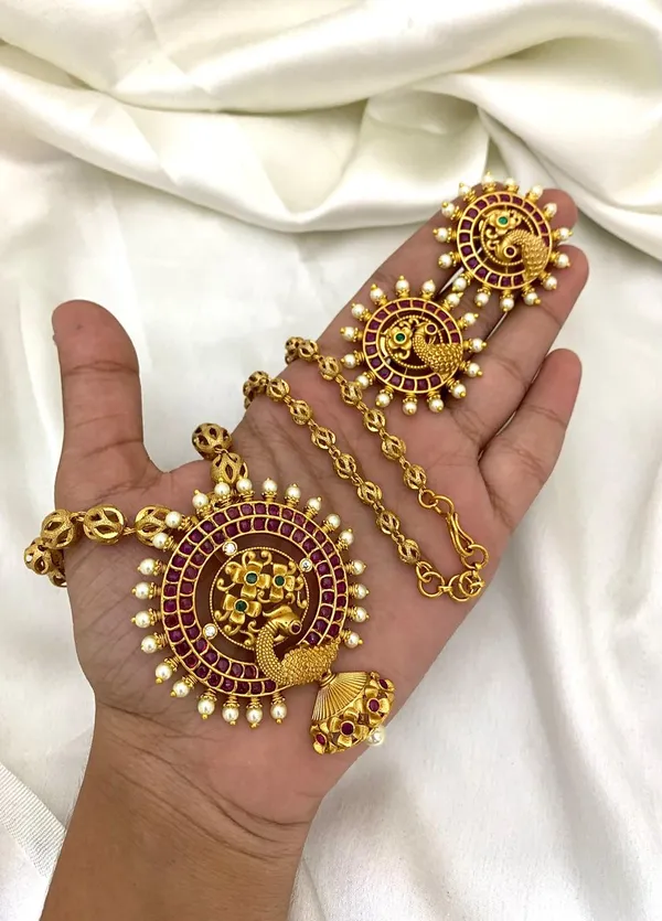 Mesha_Antique_Ball_Chain_Necklace