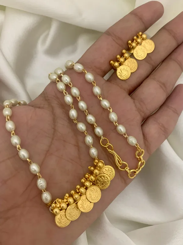 Arha_Lakshmi_Coin_Pendant_Mala_set