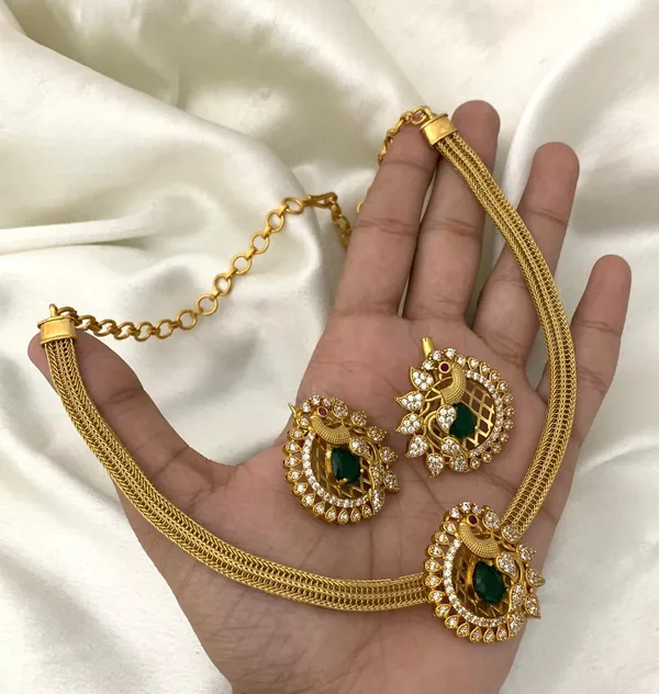 Gorgeous_Peacock_design_Chain_style_Necklace_set